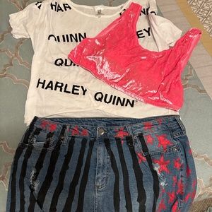 Harley Quinn outfit women’s size 15 shorts, t and bralette SS xl